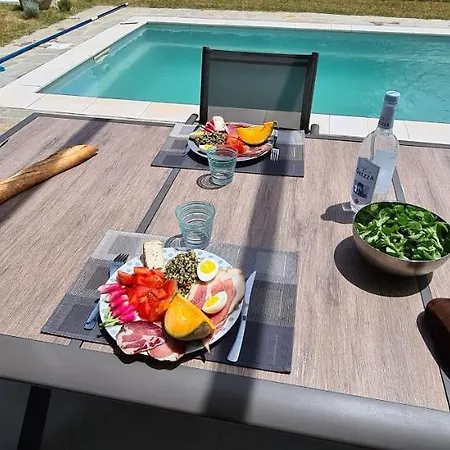 Cosy Avec Piscine Privative Vakantiehuis *